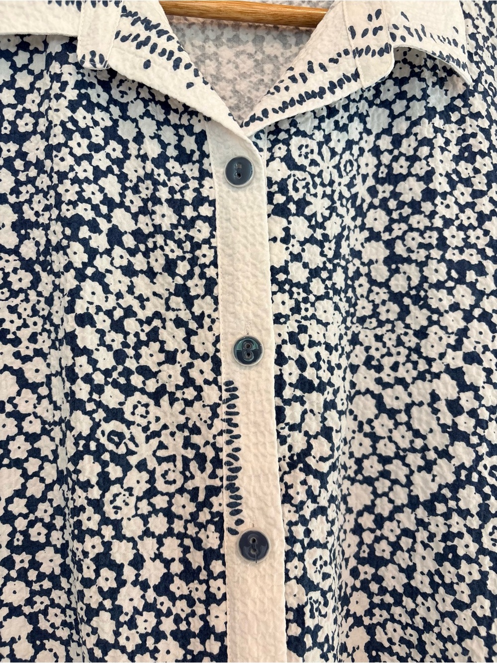 Habitat Navy and White Coastal Floral Long Sleeve Button Shirt. Size Large - Picture 5 of 12